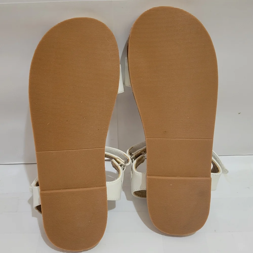 THEE BRON White Ankle Strap Flat Sandals‎ Little Girls Size 4